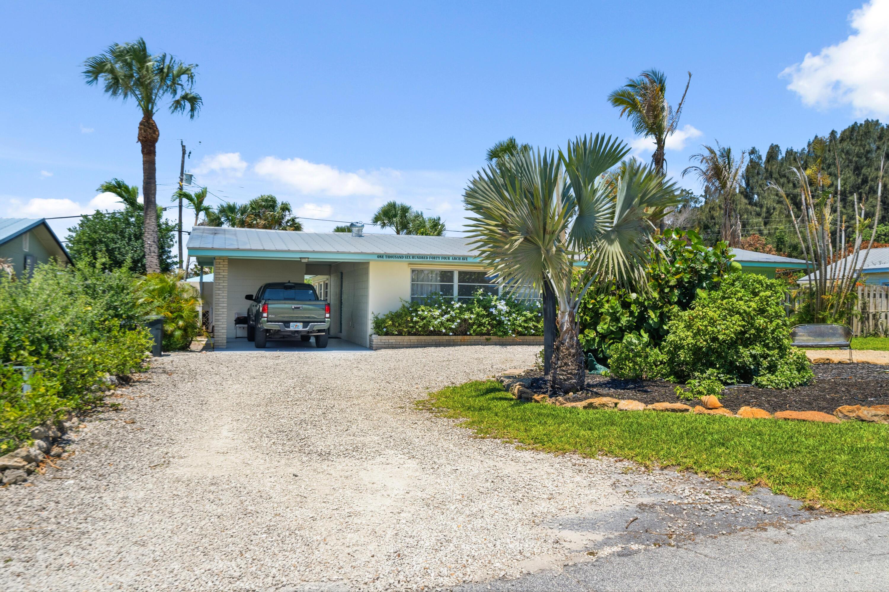 Image 3: 1644 NE Arch Jensen Beach