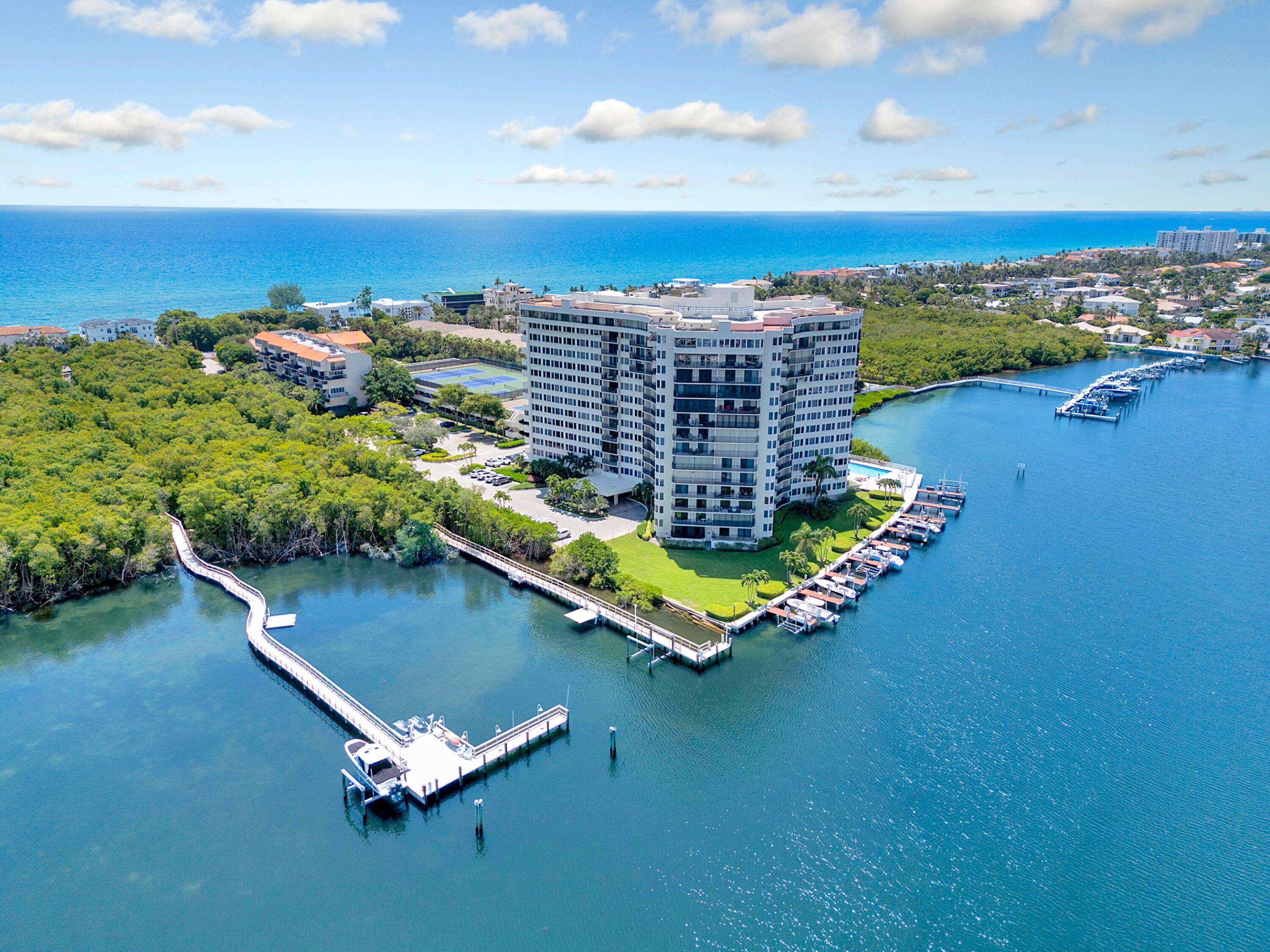 Image 2: 2 The Regency Intracoastal Pearl