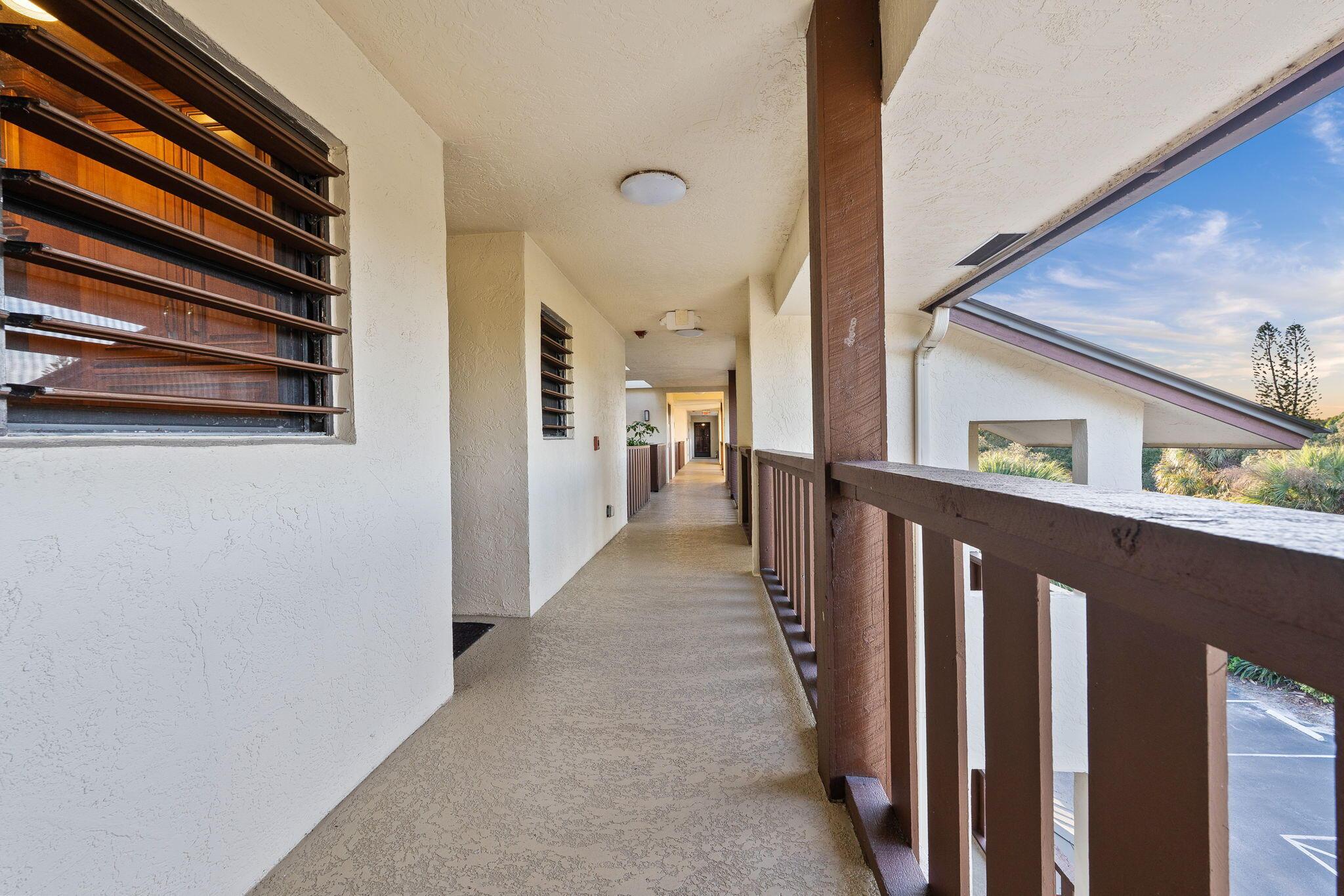 Image 4: 7-web-or-mls-DSC05819