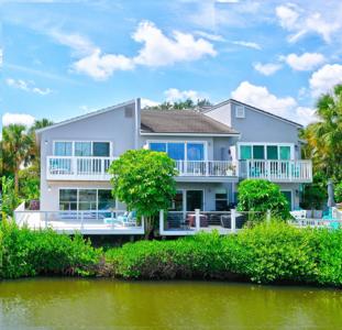 2460 Harbour Cove Drive