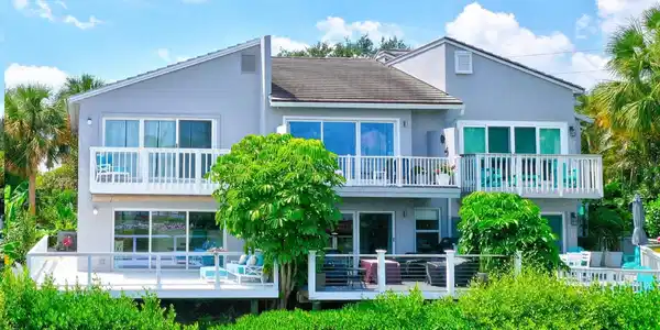 2460 Harbour Cove Drive