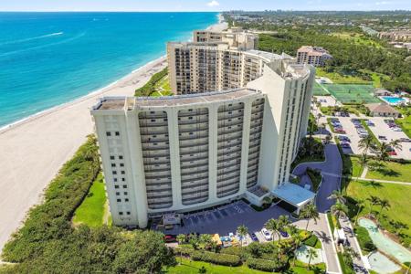 400 Ocean Trail Way