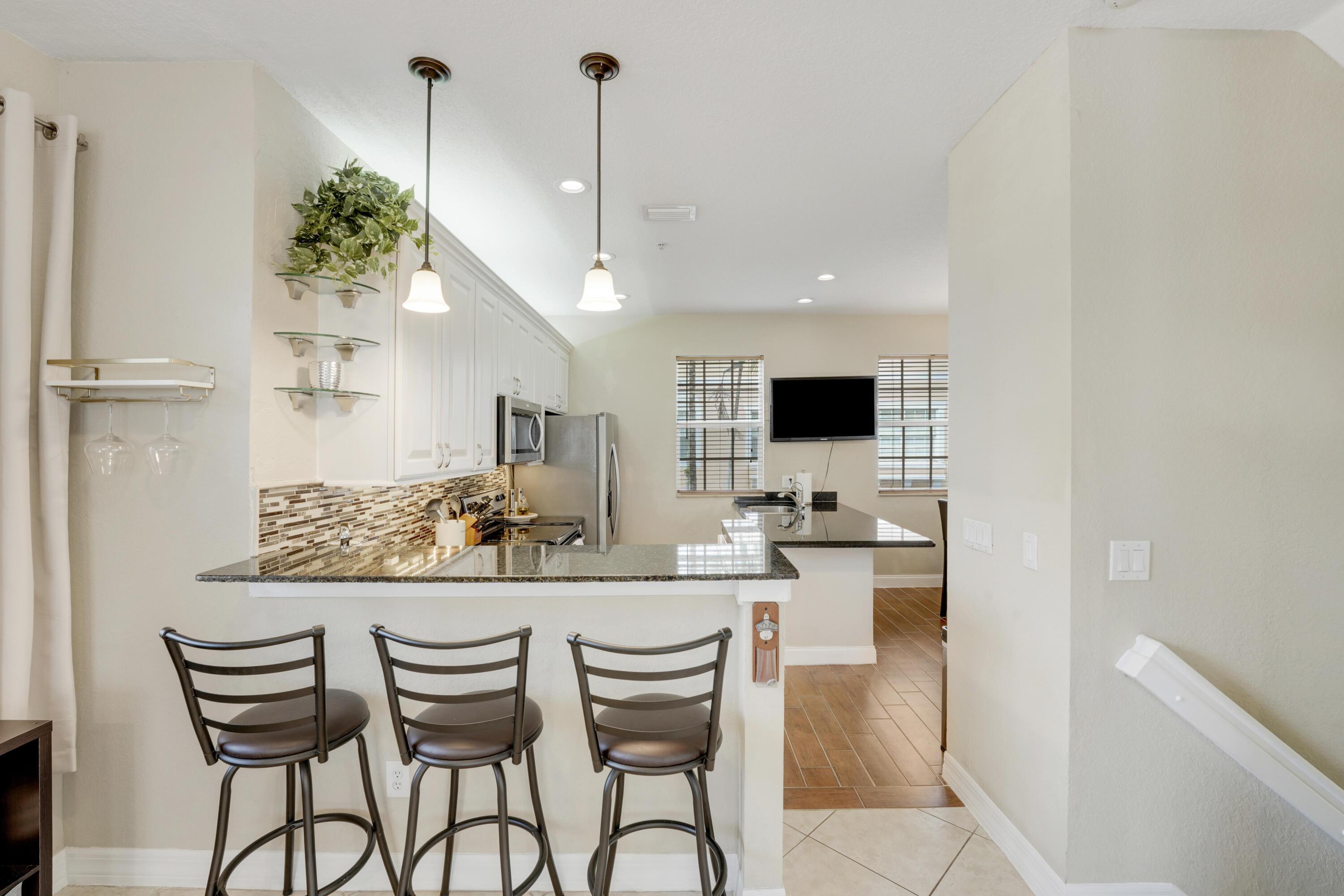 Image 4: House-1