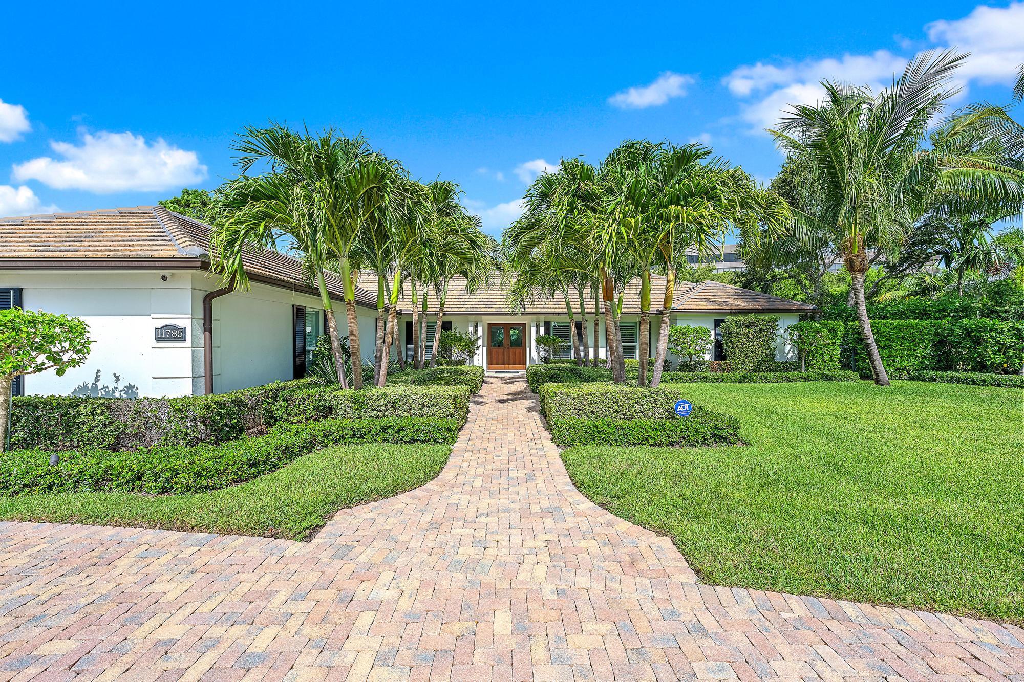 Image 1: 11785 Lake Shore Pl-31