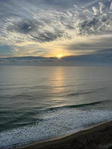 9950 S Ocean Dr