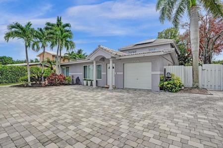 1000 SE 4th Ct