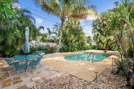 1518 Lance Road