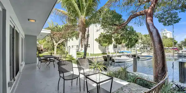 1431 S Ocean Boulevard