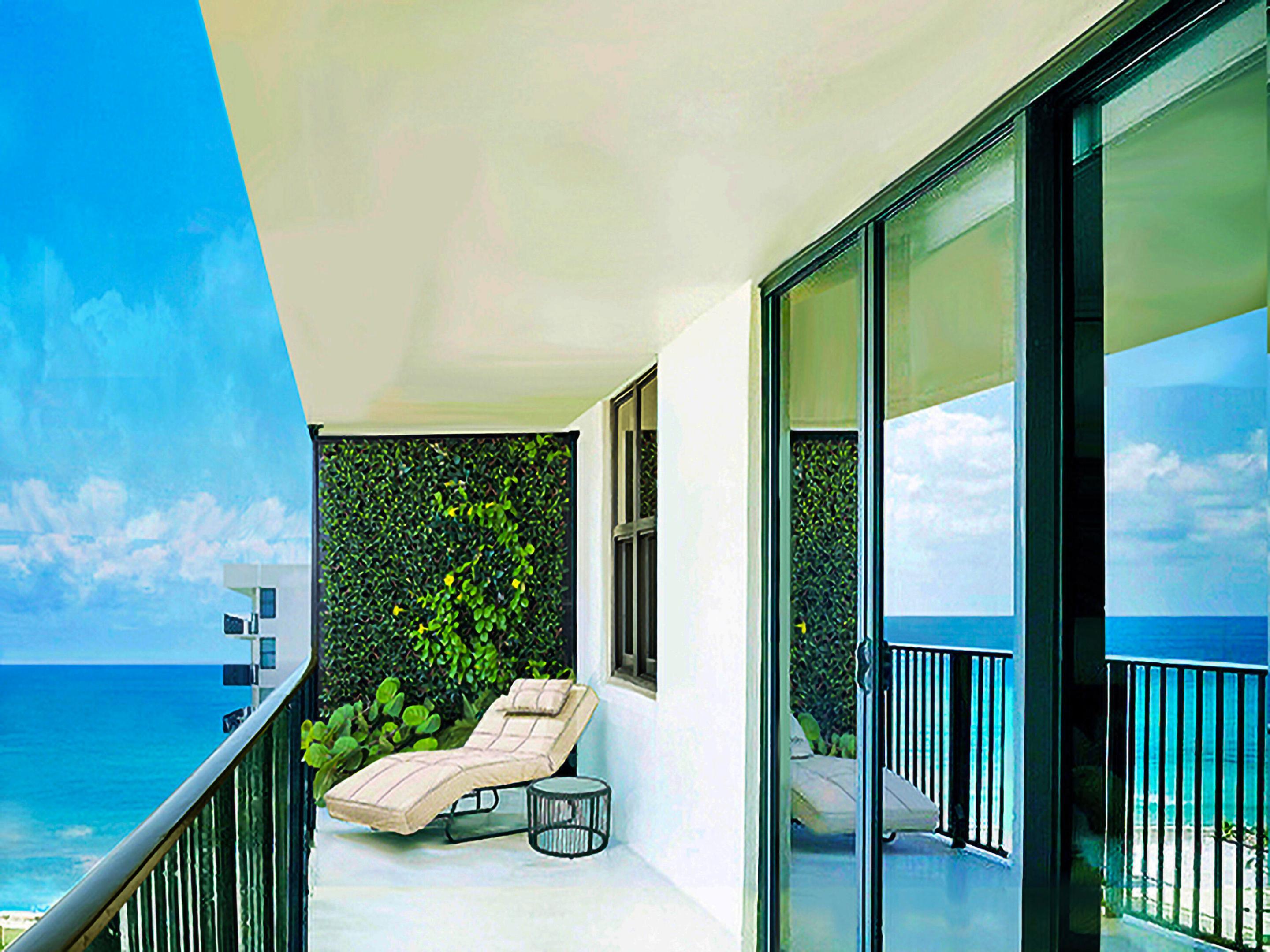 Image 3: Balcony