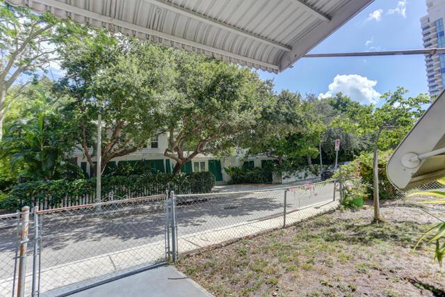 Image 4: View from front 314 Cranesnest Way West