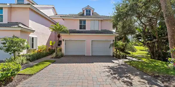 Image 3: 004-2710FairwayDrN-Jupiter-SMALL