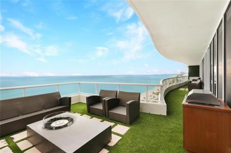 1 N Fort Lauderdale Beach Blvd