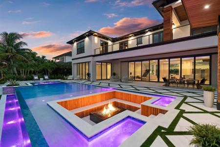 55 River Drive