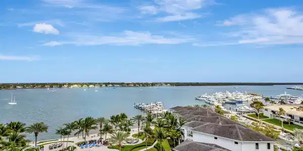 2 Water Club Way