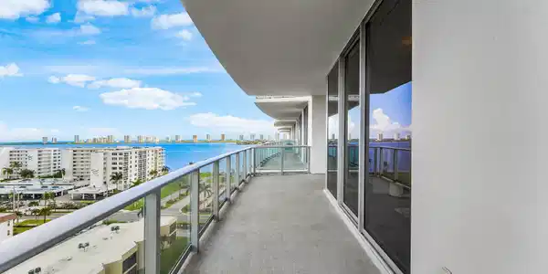 Image 3: Spacious Balcony w/ Intracoastal View
