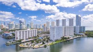 300 Bayview Dr