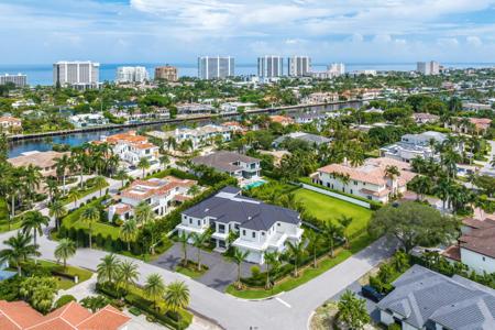 484 Royal Palm Way