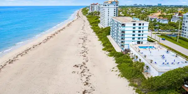 900 Ocean Drive