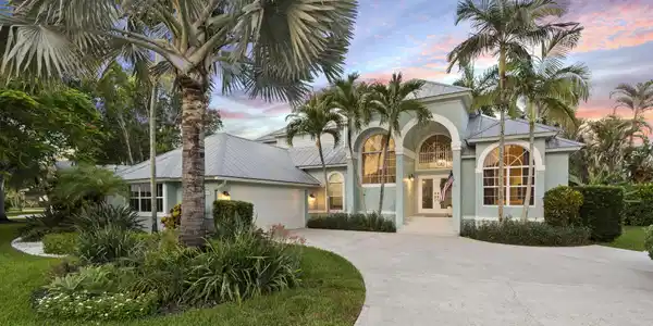 Image 3: 33-web-or-mls-DSC09091