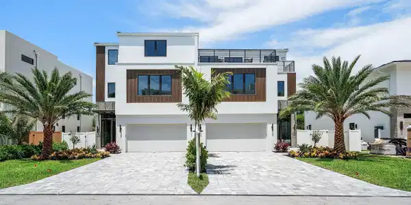 3097 Banyan Road