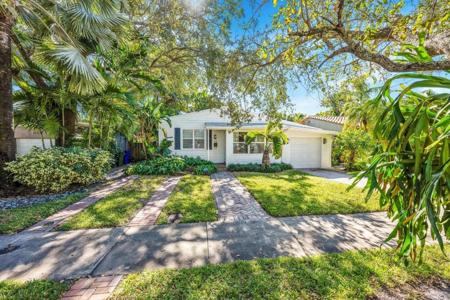 1636 NE 4th Court