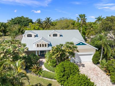 1993 SE Giffen Avenue