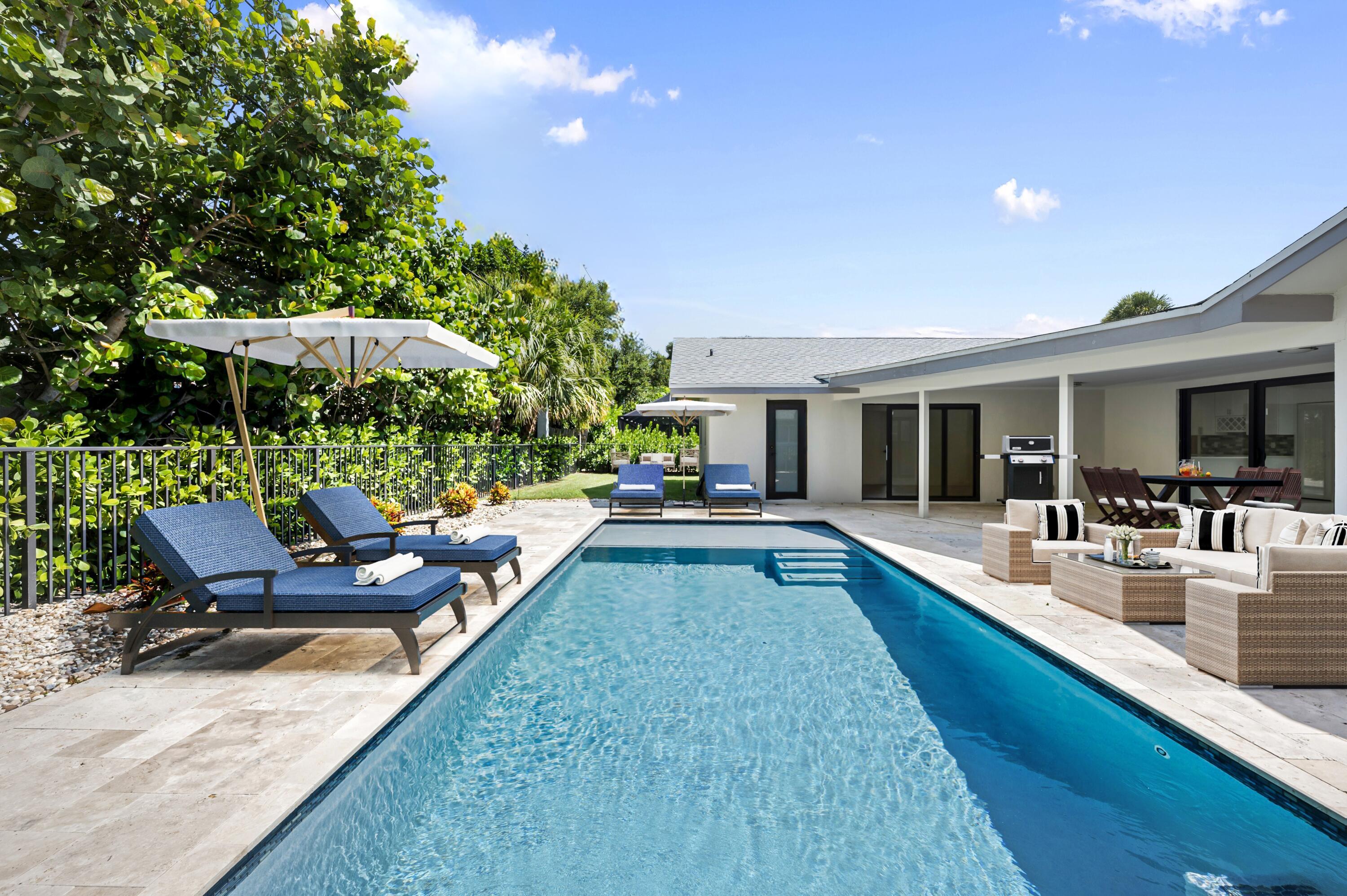 Image 3: pool area