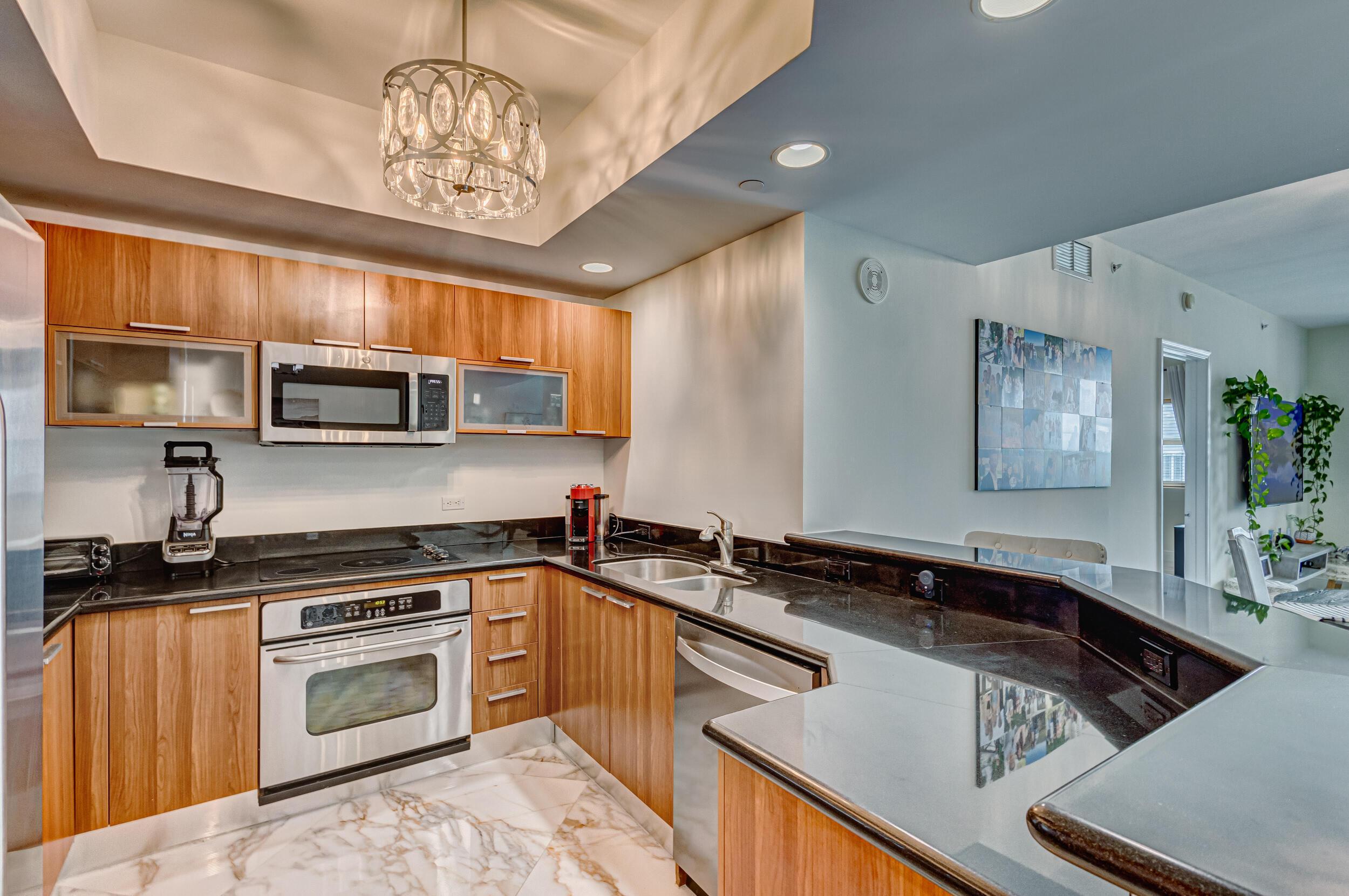 Image 2: KITCHEN