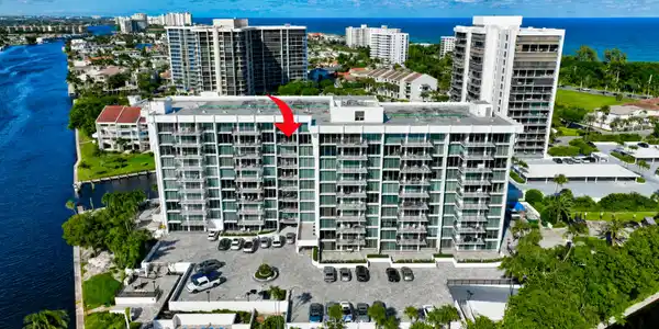 Image 3: INTRACOASTAL AND OCEAN