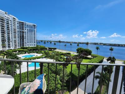 1801 S Flagler Drive