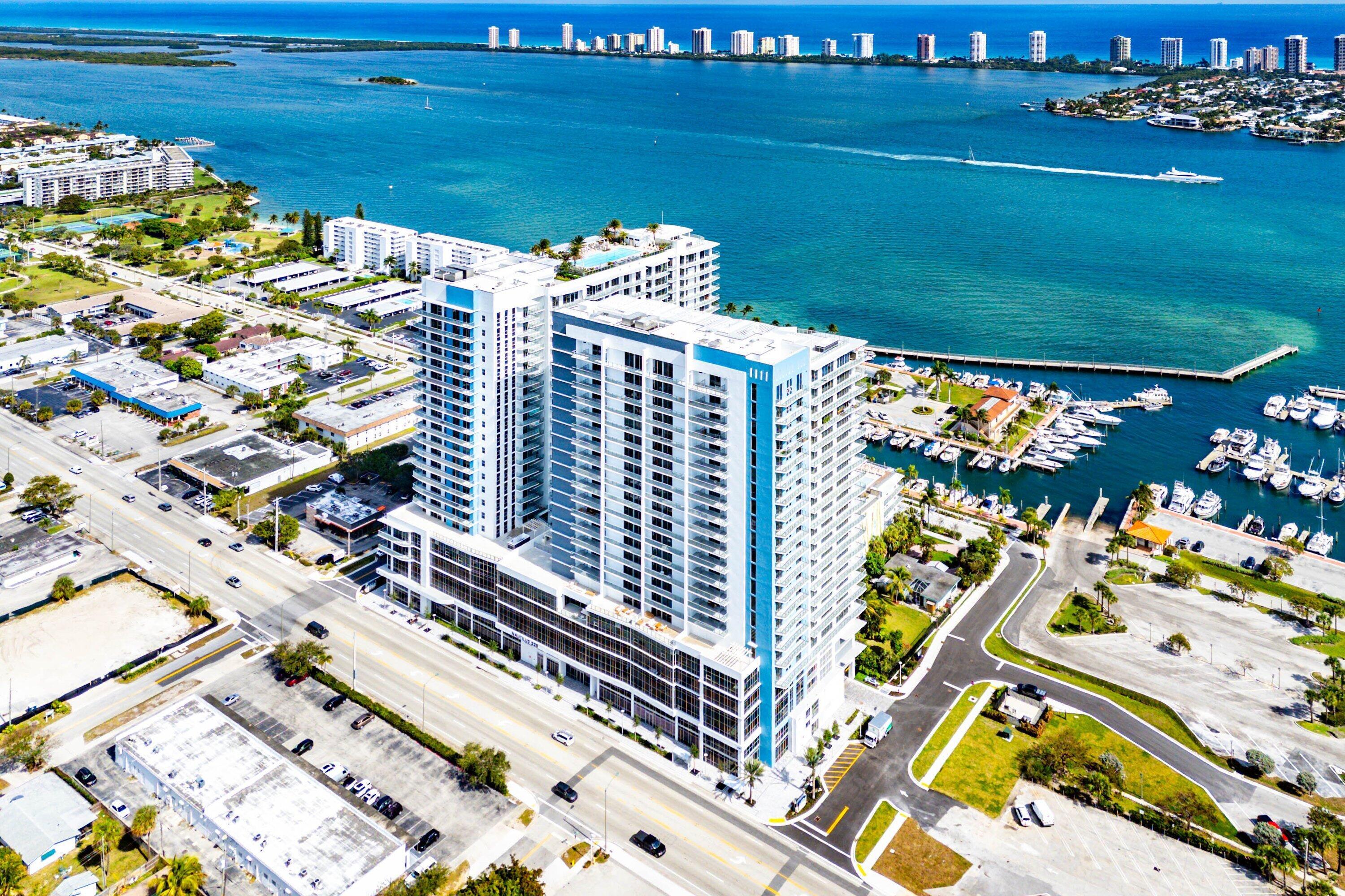 Image 1: 032-220LakeShoreDrive-1613-LakePark-FL-3