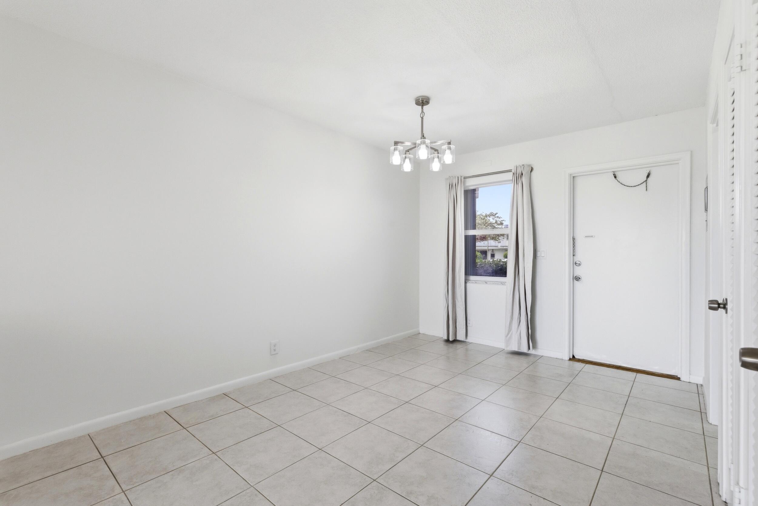 Image 2: Dining room