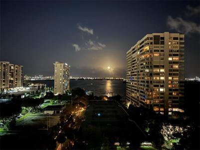 11111 Biscayne Blvd