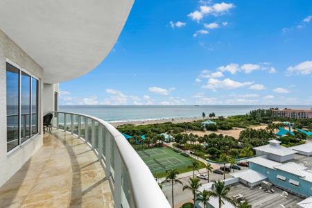 2700 N Ocean Drive