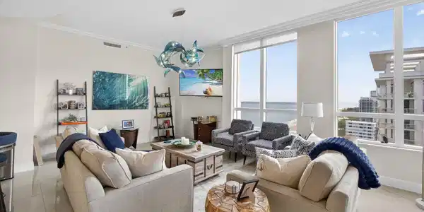 Image 3: Open Plan