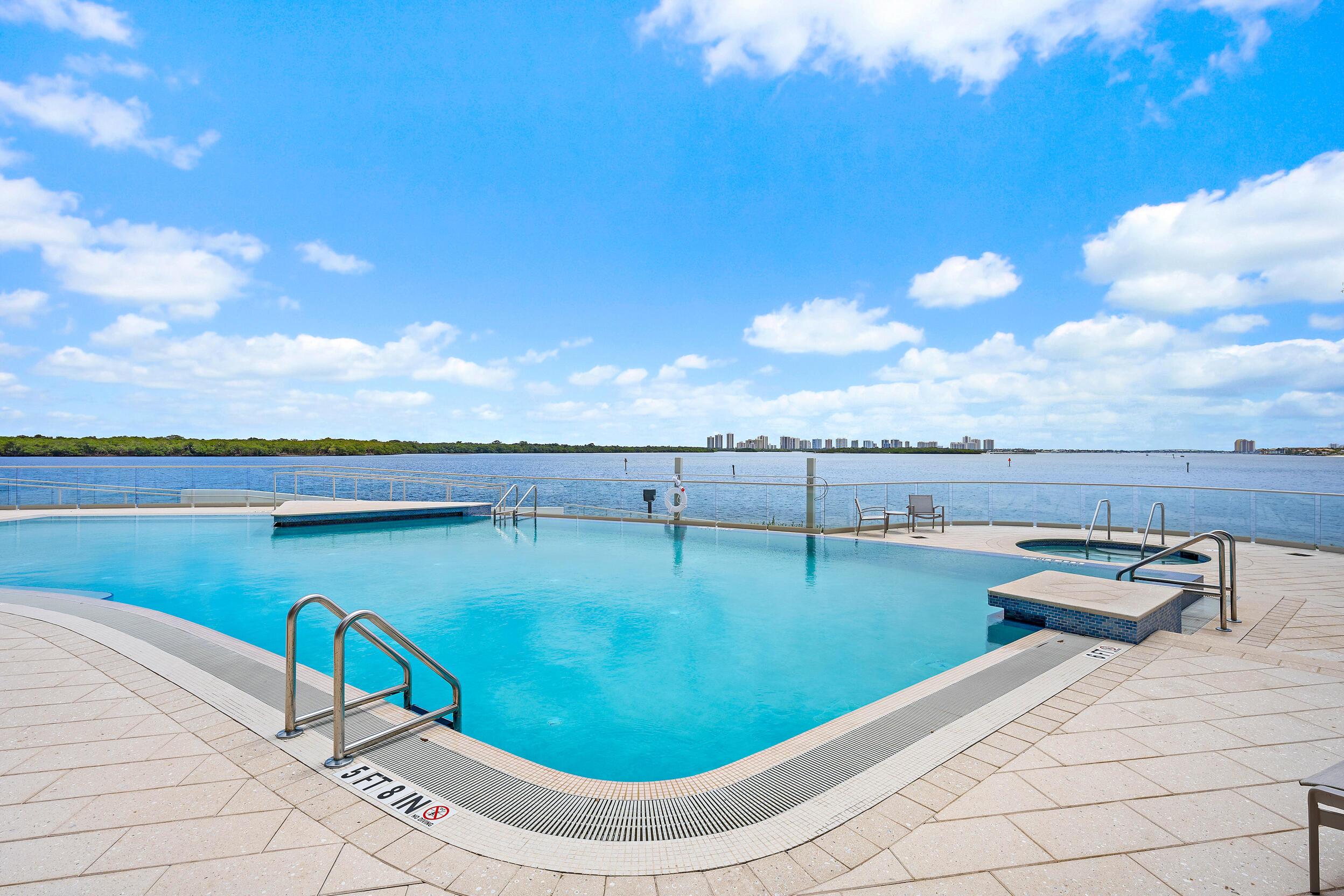 Image 2: Intracoastal Pool Deck