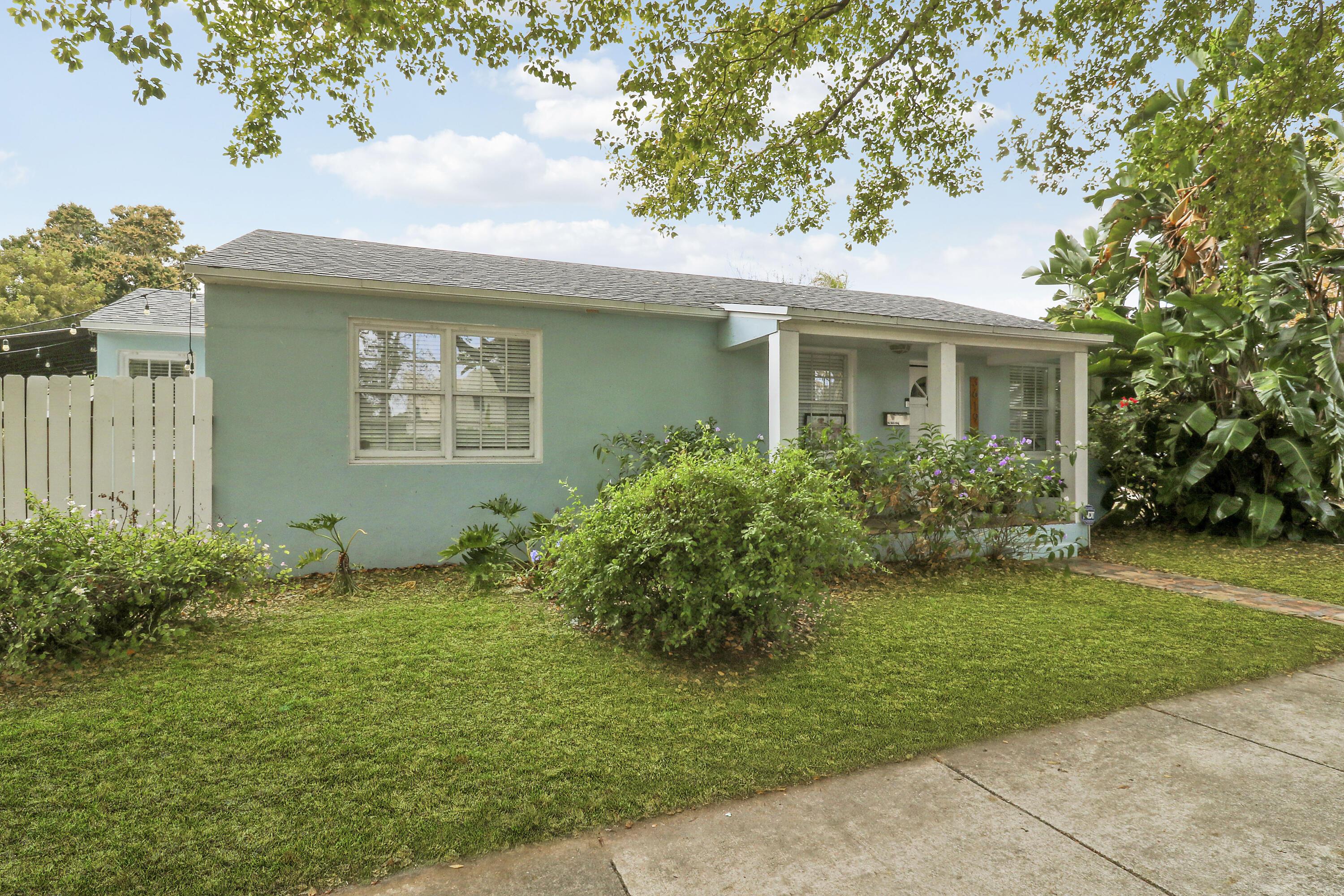 Image 3: Main House
