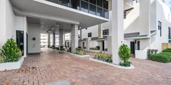 Image 2: 001-3115SouthOceanBoulevard-HighlandBeac