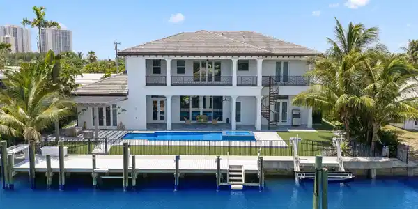 1200 Bimini Lane