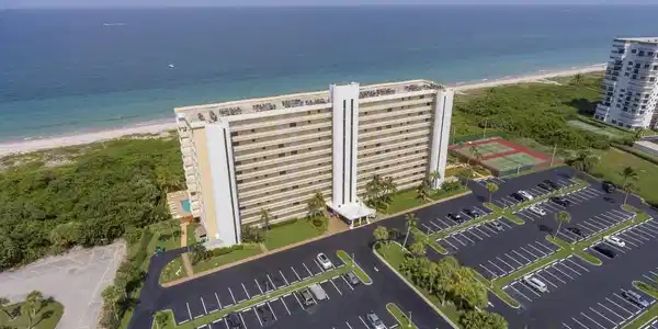 3200 N Highway A1A