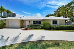 1225 N Harbor Drive