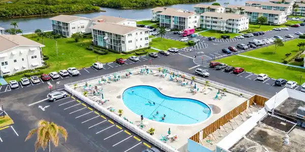 Image 4: 051-150HorizonsE-BoyntonBeach-SMALL