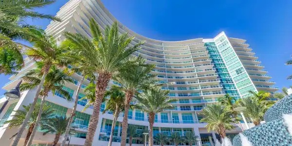 1 N Ocean Boulevard