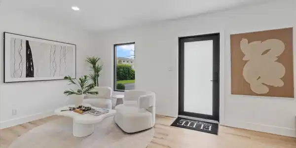 Image 3: 11-4721 Bayview Drive Ft. Lauderdale, FL