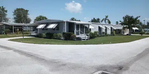278 NE Cameo Way
