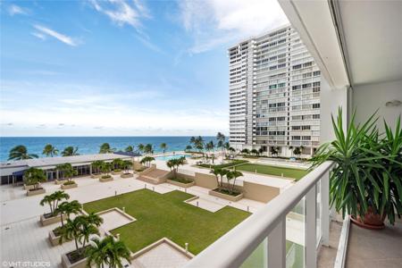 4300 N Ocean Blvd.