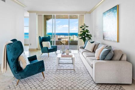 3700 S Ocean 605 Boulevard