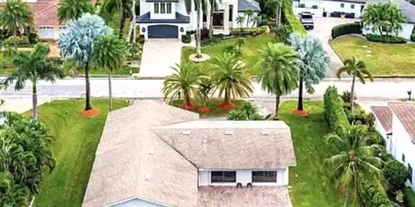 41 Bimini Cove Drive
