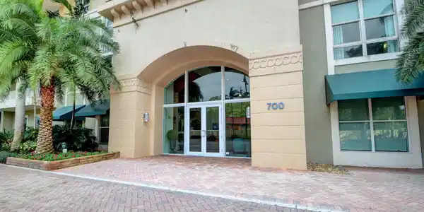 Image 2: 58-web-or-mls-02_apartment (2)