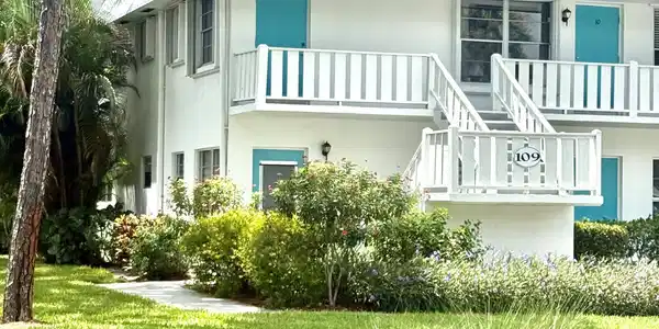 2929 Se Ocean Blvd SE Ocean
